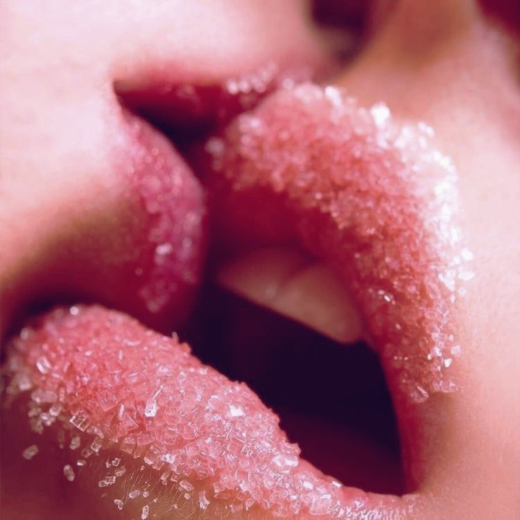 Masturbation sous la douche - Bouche Bée