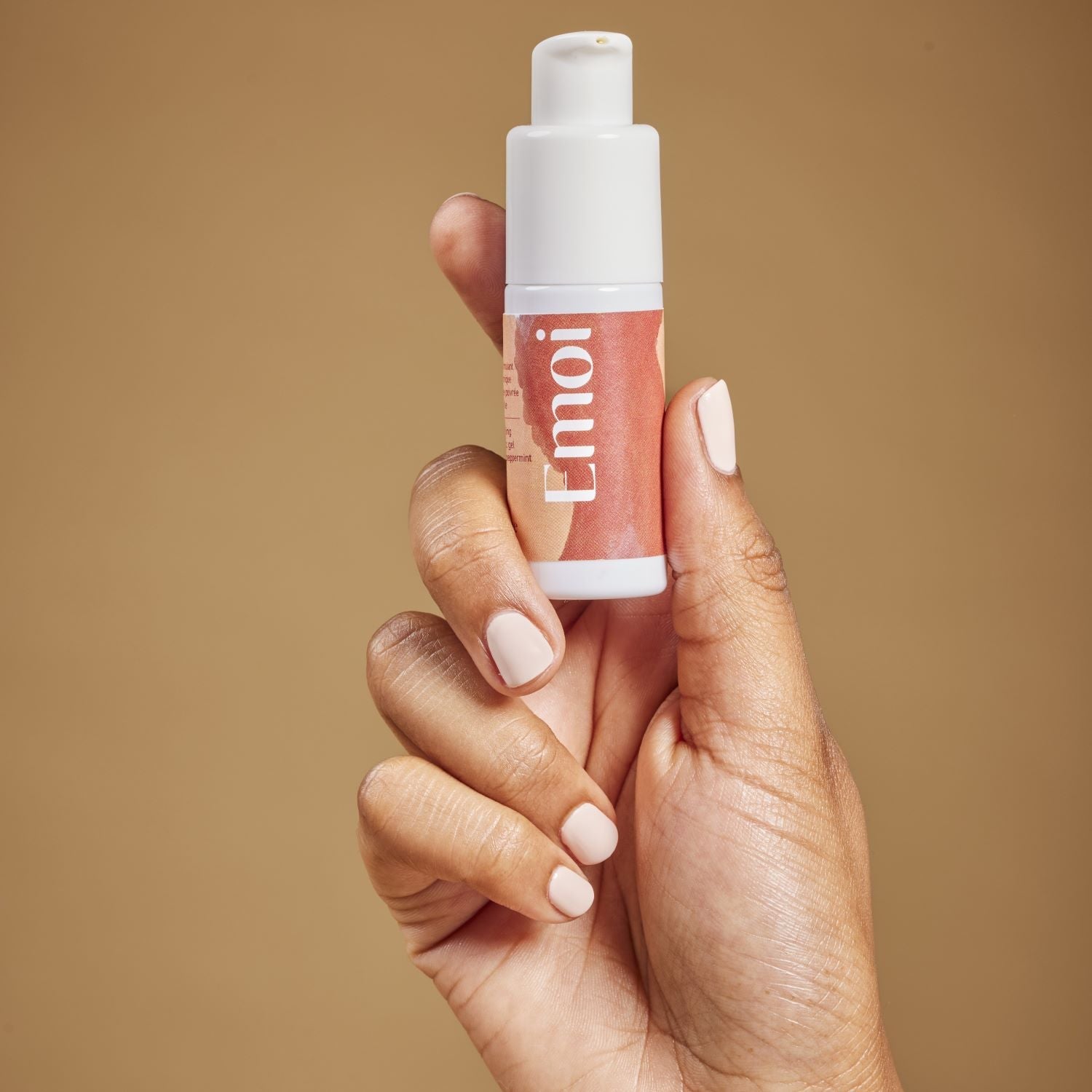 Emoi-BoucheBee-eccitante-gel-stimolante-orgasmo-piacere-mano