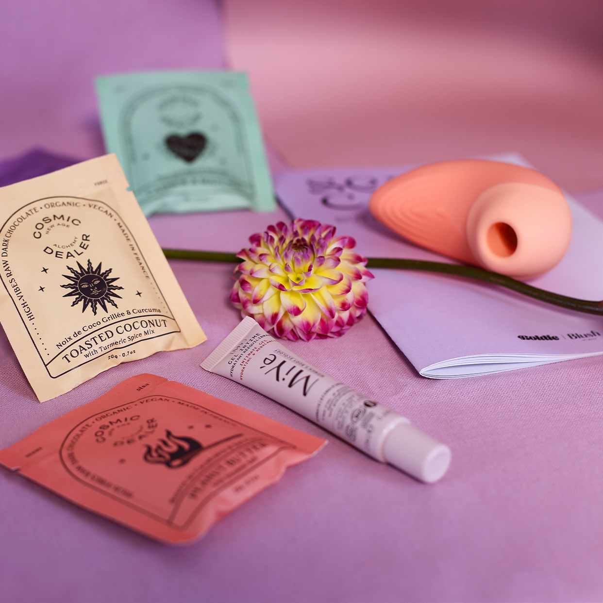 c'est une photo de coffret self care but make it hot