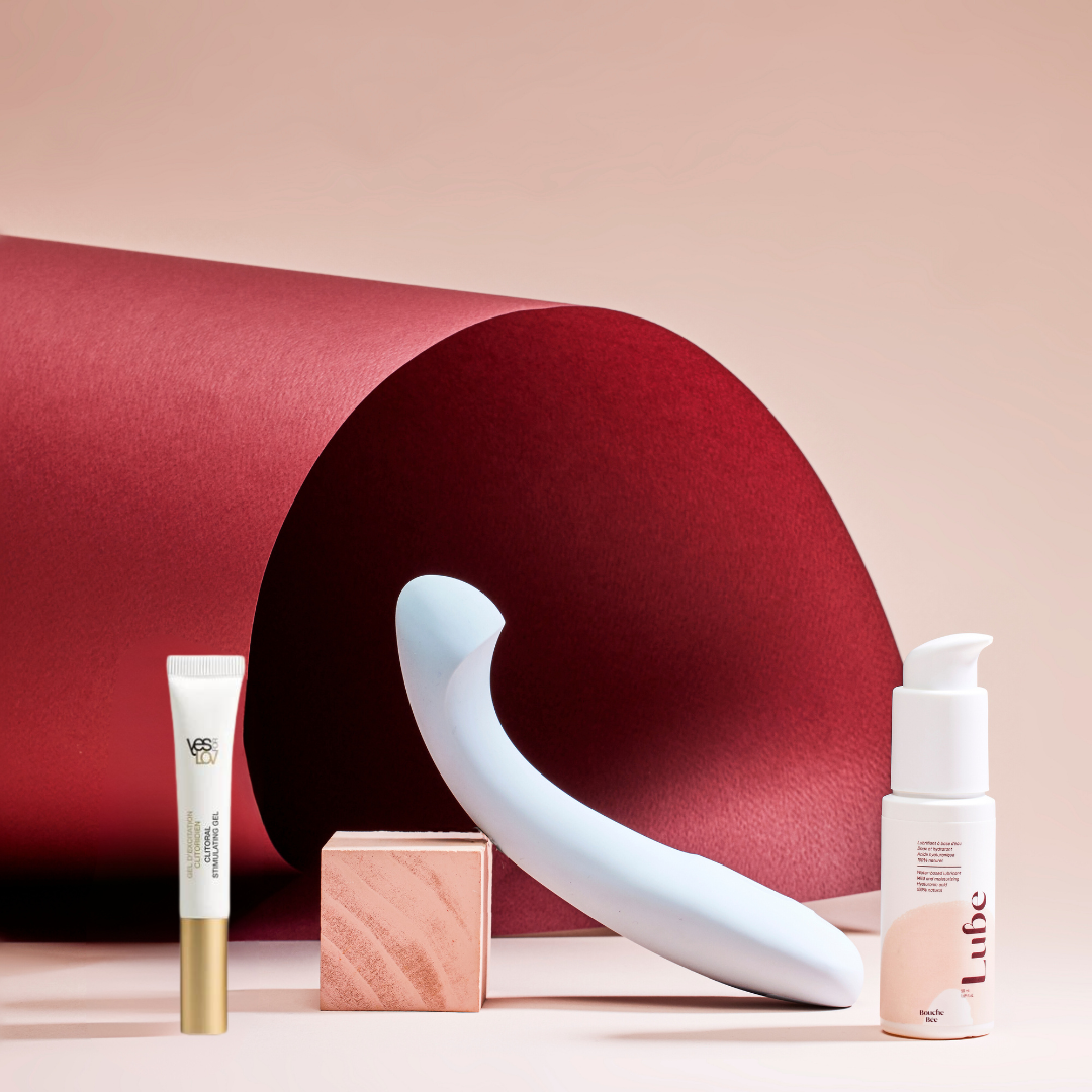 Inside box containing bow lady vibro G spot masturbation pleasure vaginal penetration lube natural lubricant 100% and gel orgasmic stimulant yesforlov exciting temperature cold hot
