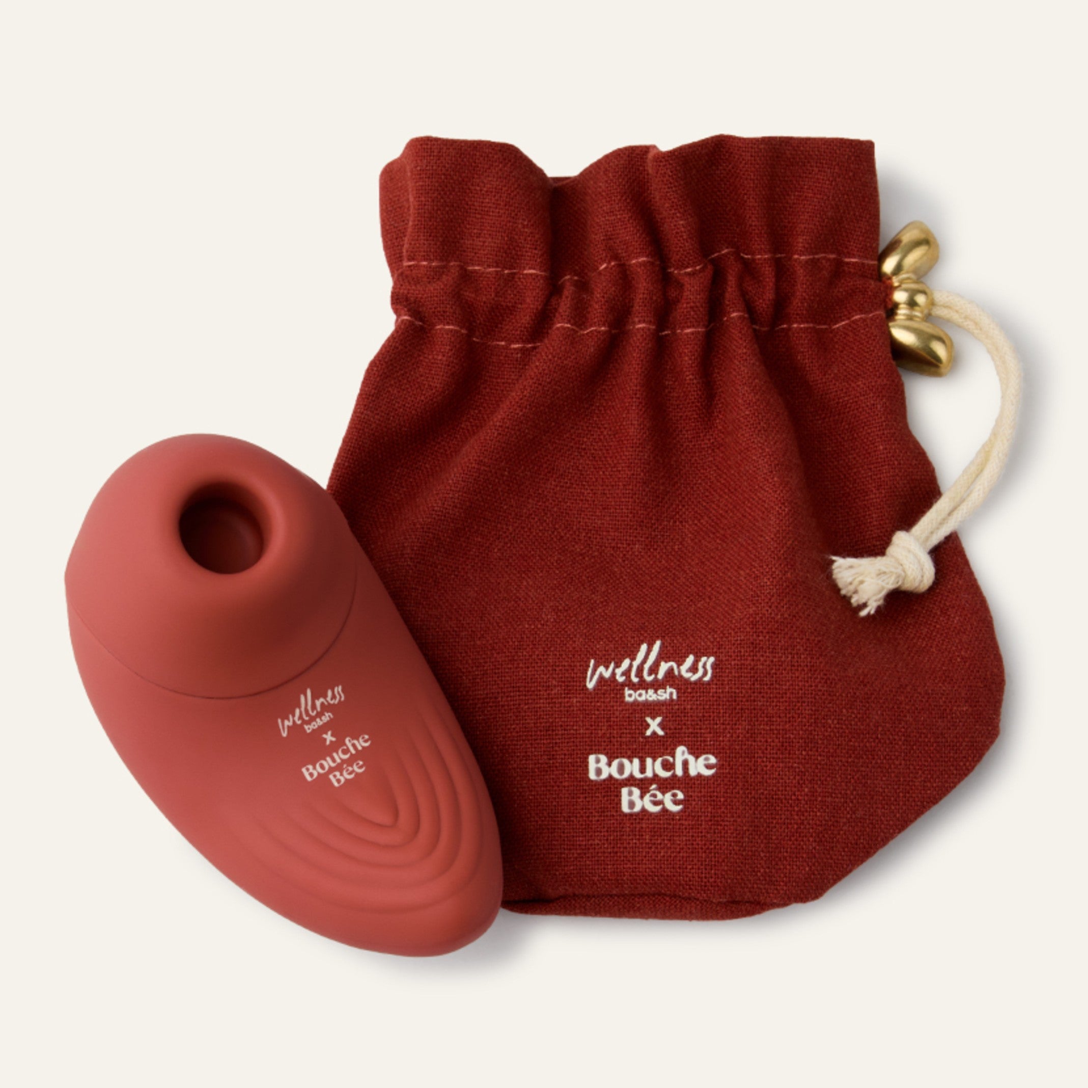 Ona et pochon terracotta bash bouche bée sextoy